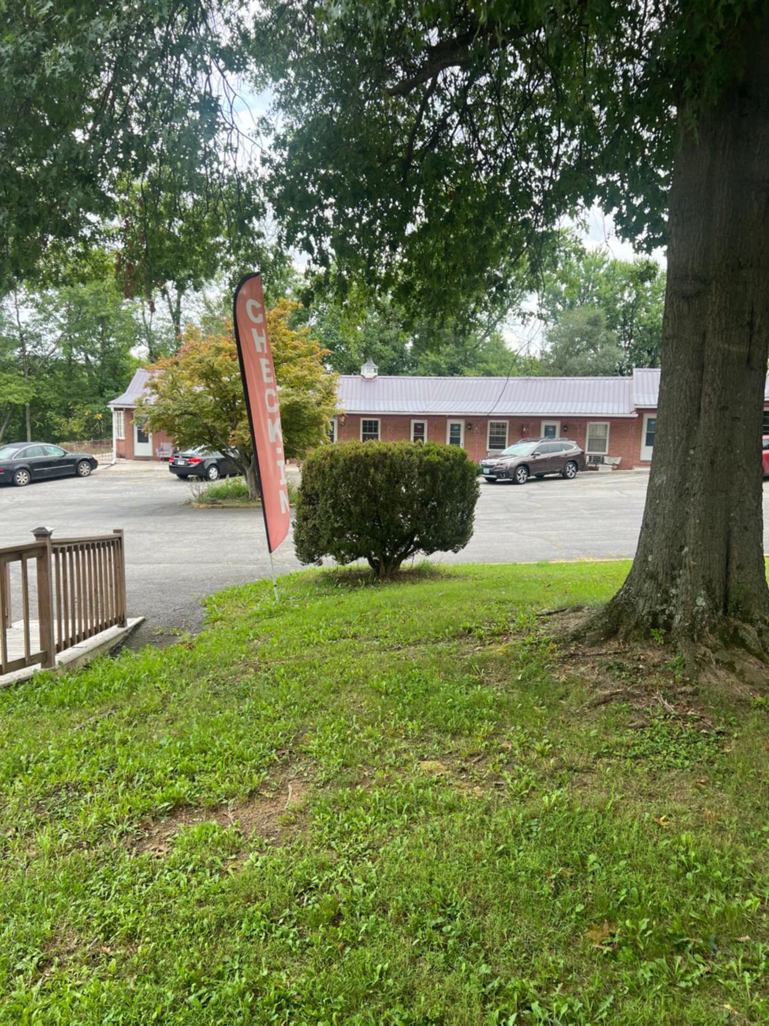 Potomac River Motel Hancock Eksteriør bilde